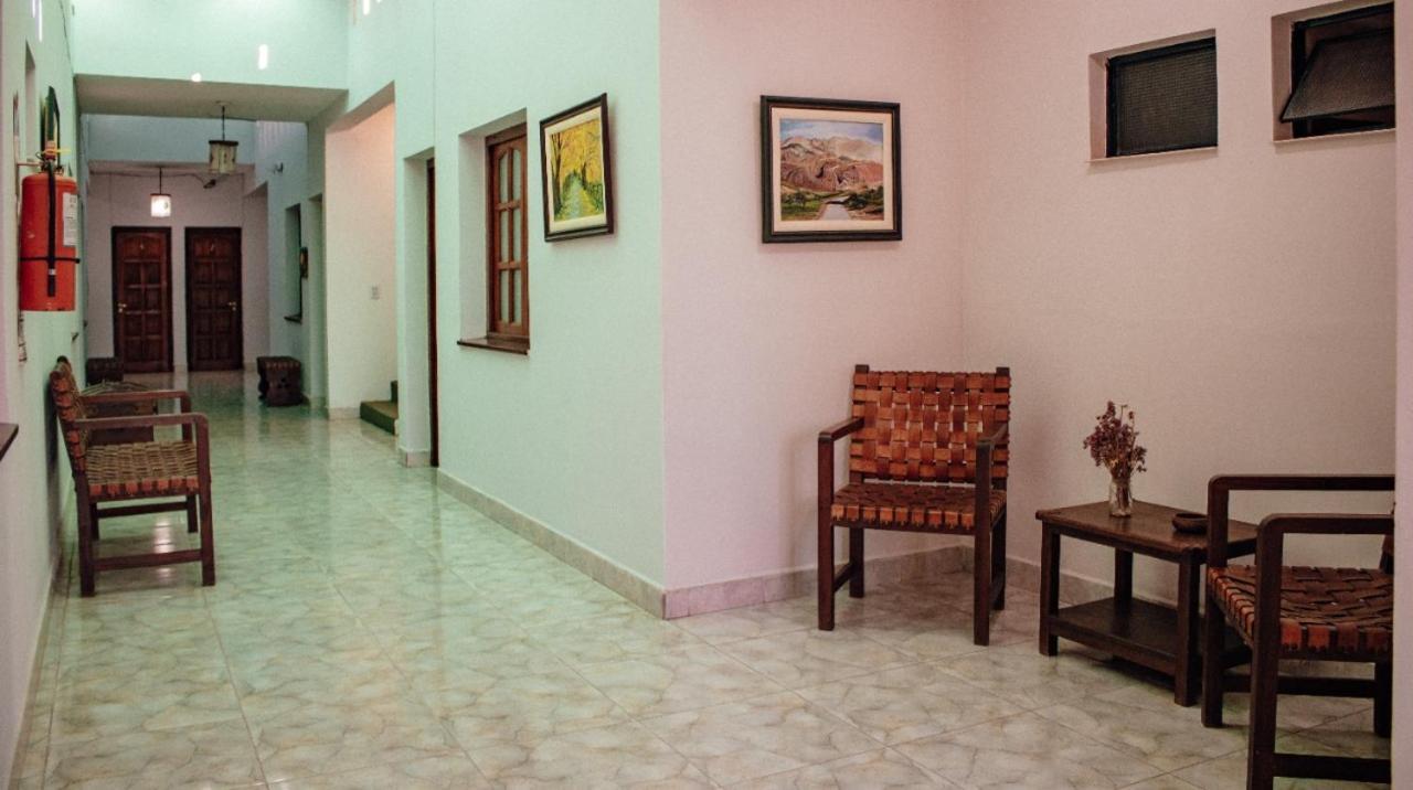 Cabanas Y Hostal Las Marias Cafayate Eksteriør bilde
